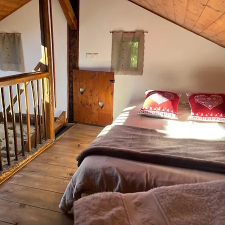 Petite Grange Cosy Avec Poele A Bois Et Jardin Cloture